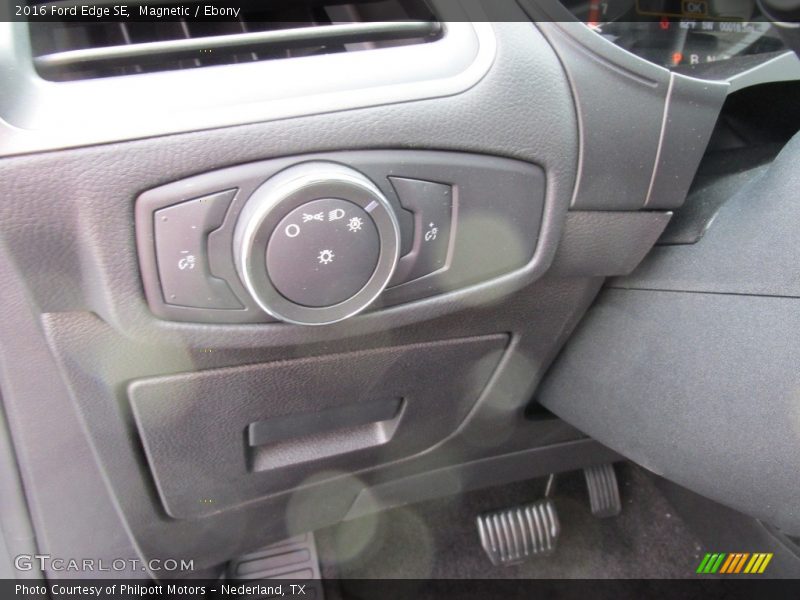 Magnetic / Ebony 2016 Ford Edge SE