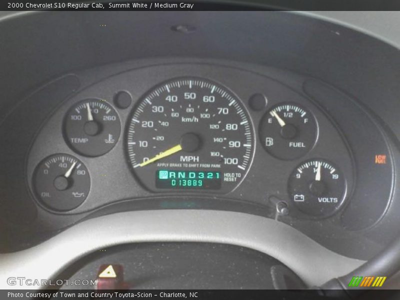 Summit White / Medium Gray 2000 Chevrolet S10 Regular Cab