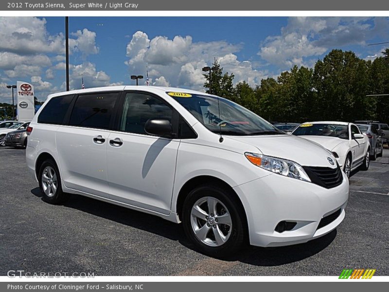 Super White / Light Gray 2012 Toyota Sienna