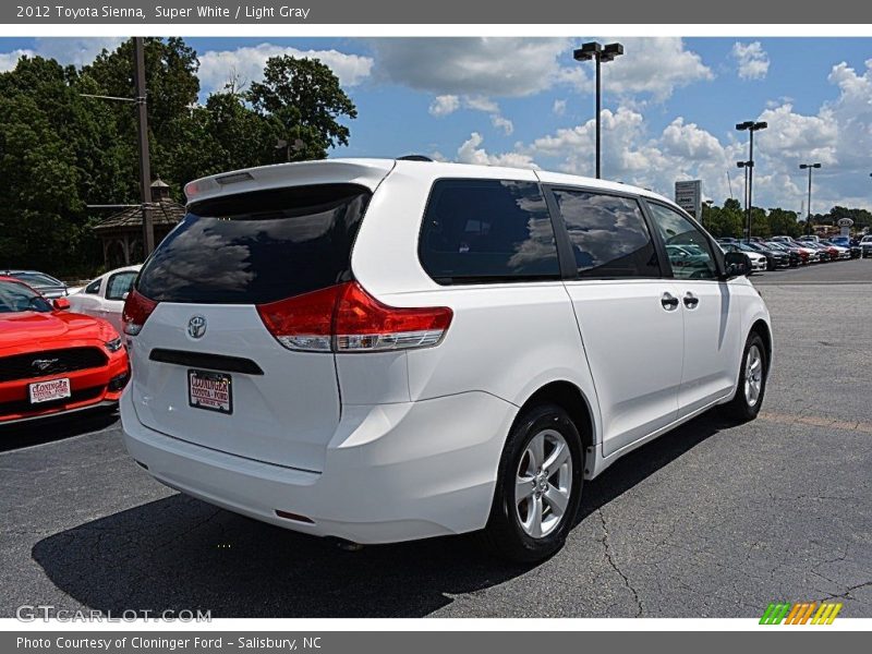 Super White / Light Gray 2012 Toyota Sienna