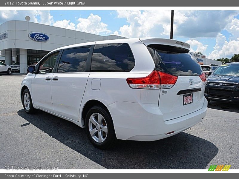 Super White / Light Gray 2012 Toyota Sienna