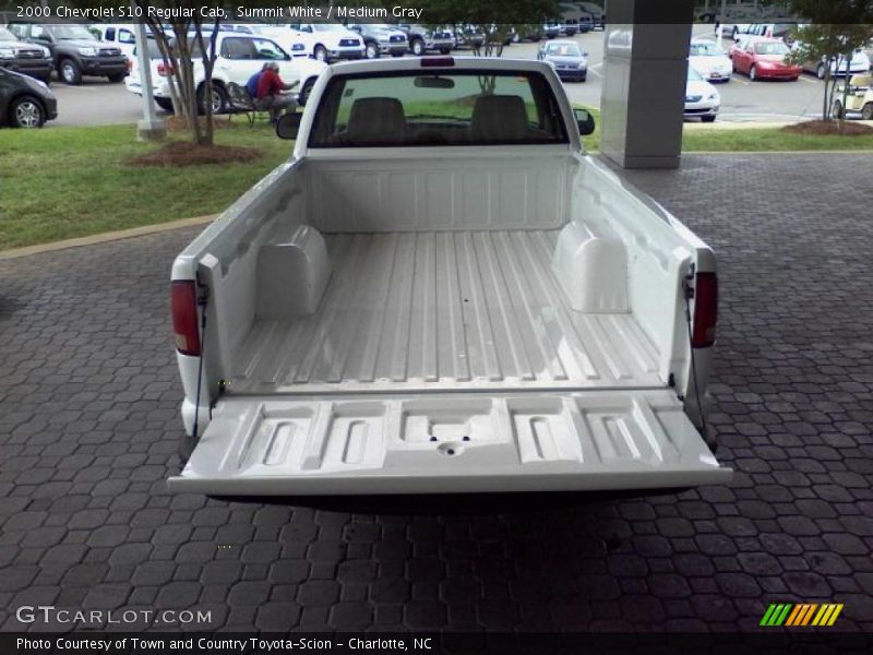 Summit White / Medium Gray 2000 Chevrolet S10 Regular Cab