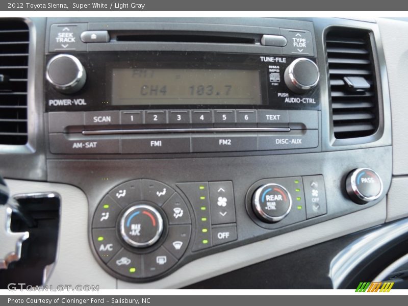 Super White / Light Gray 2012 Toyota Sienna