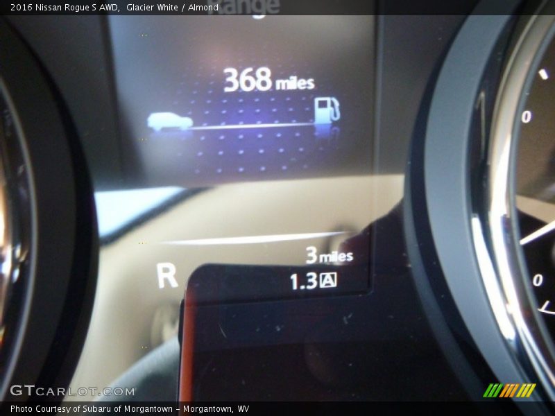 Glacier White / Almond 2016 Nissan Rogue S AWD