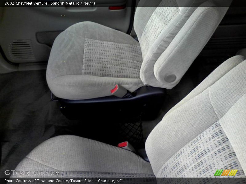 Sandrift Metallic / Neutral 2002 Chevrolet Venture