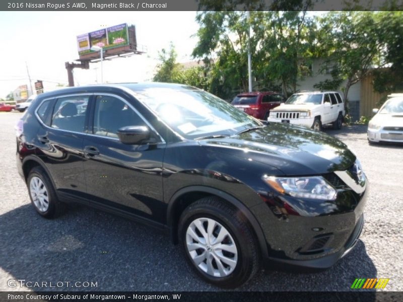Magnetic Black / Charcoal 2016 Nissan Rogue S AWD