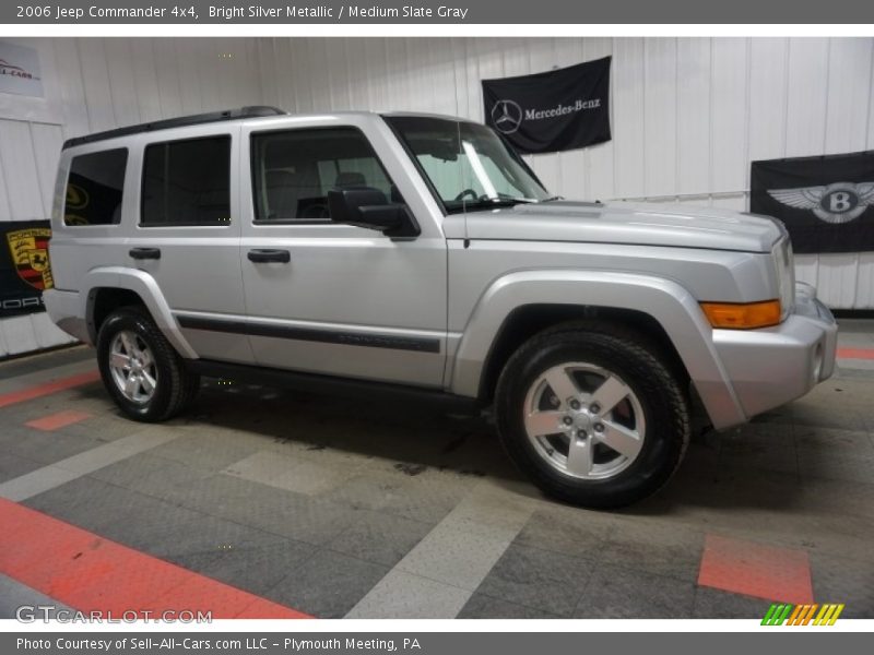 Bright Silver Metallic / Medium Slate Gray 2006 Jeep Commander 4x4