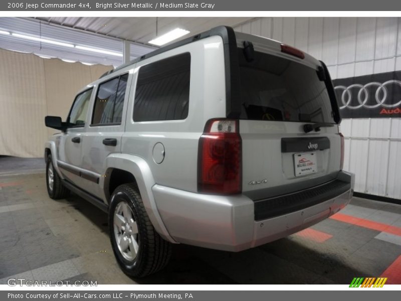Bright Silver Metallic / Medium Slate Gray 2006 Jeep Commander 4x4