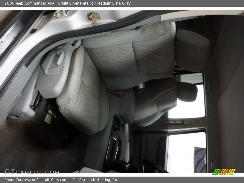 Bright Silver Metallic / Medium Slate Gray 2006 Jeep Commander 4x4