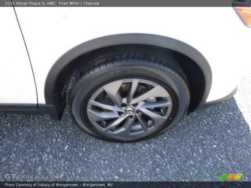 Pearl White / Charcoal 2016 Nissan Rogue SL AWD