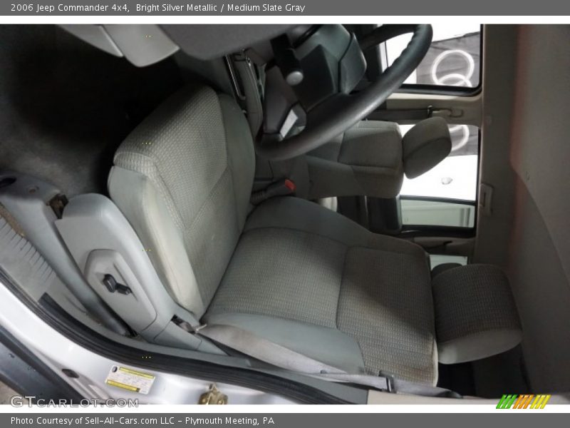 Bright Silver Metallic / Medium Slate Gray 2006 Jeep Commander 4x4