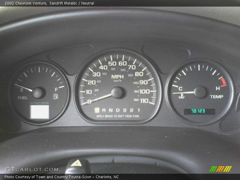 Sandrift Metallic / Neutral 2002 Chevrolet Venture