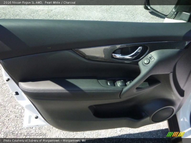 Pearl White / Charcoal 2016 Nissan Rogue SL AWD