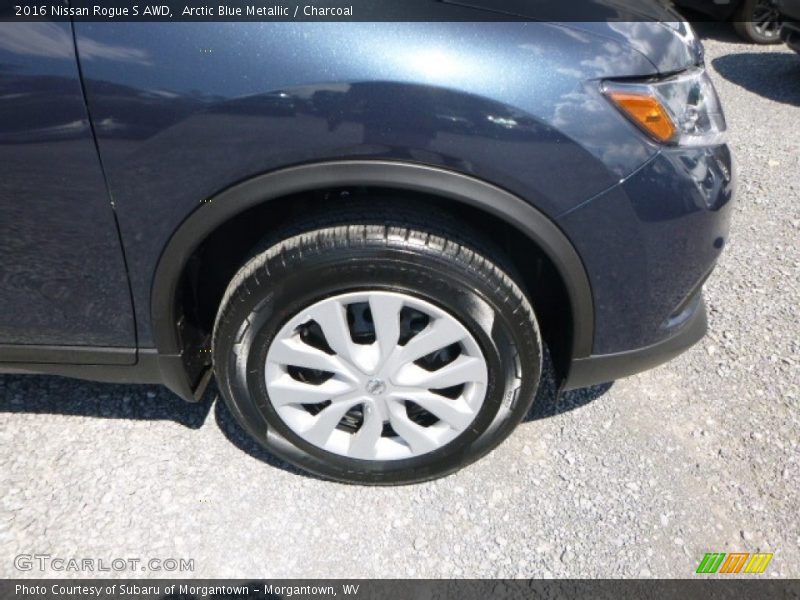Arctic Blue Metallic / Charcoal 2016 Nissan Rogue S AWD