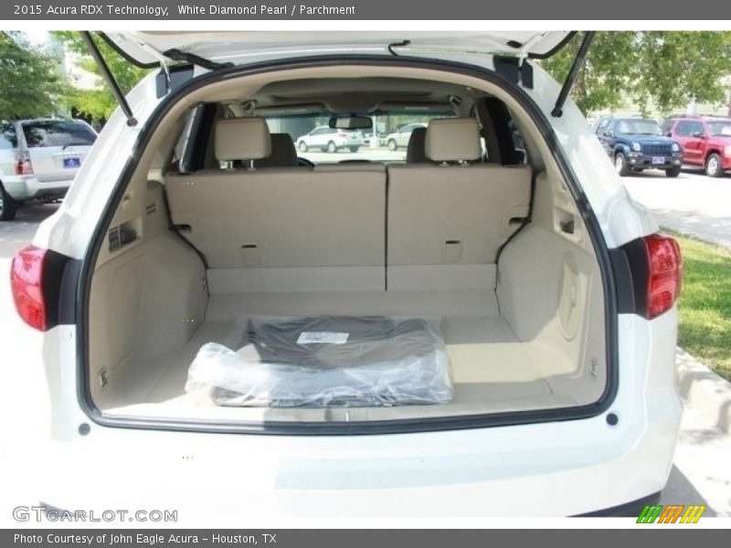 White Diamond Pearl / Parchment 2015 Acura RDX Technology