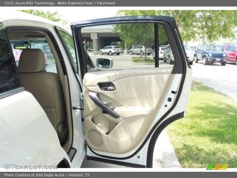 White Diamond Pearl / Parchment 2015 Acura RDX Technology
