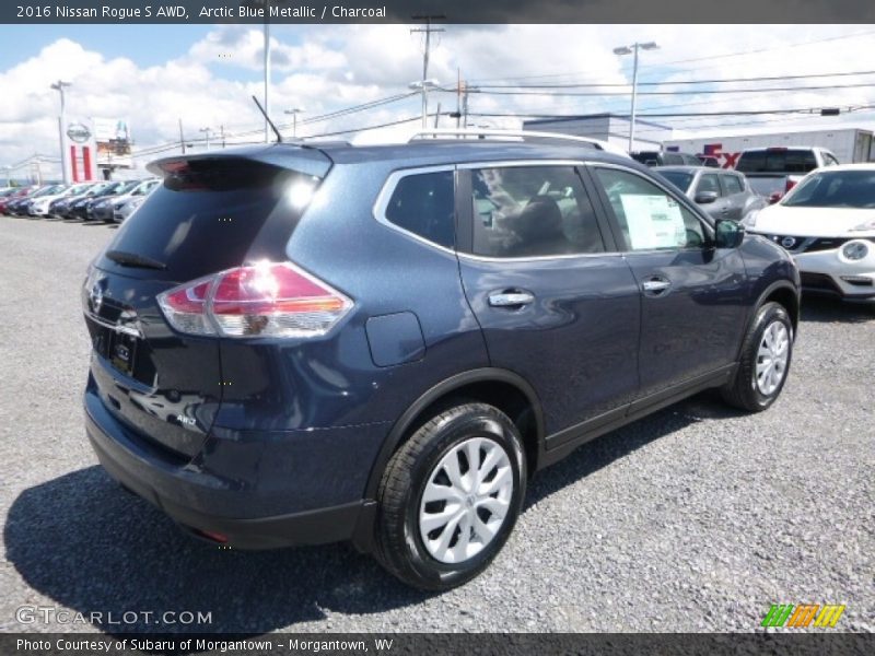 Arctic Blue Metallic / Charcoal 2016 Nissan Rogue S AWD