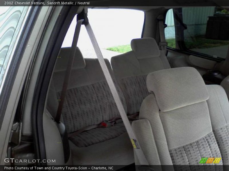 Sandrift Metallic / Neutral 2002 Chevrolet Venture