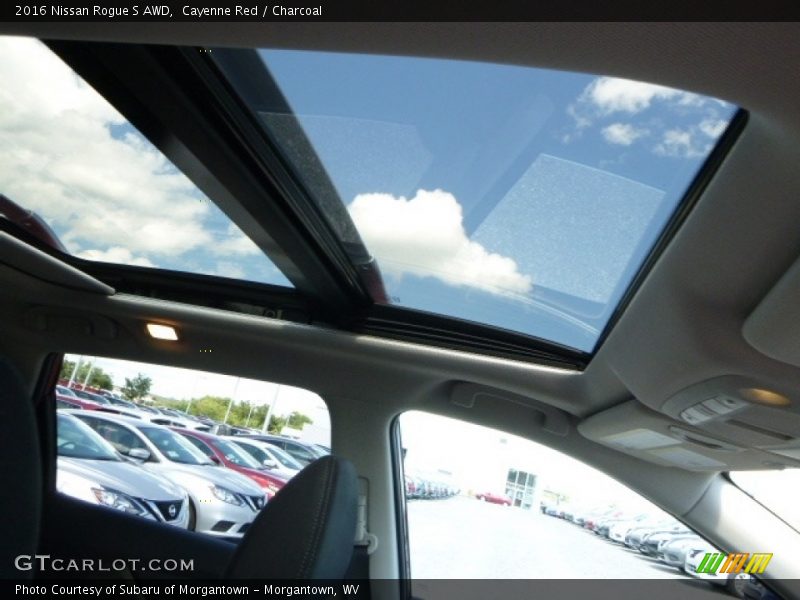 Cayenne Red / Charcoal 2016 Nissan Rogue S AWD