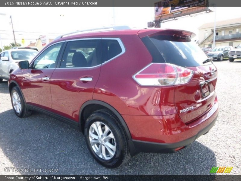 Cayenne Red / Charcoal 2016 Nissan Rogue S AWD