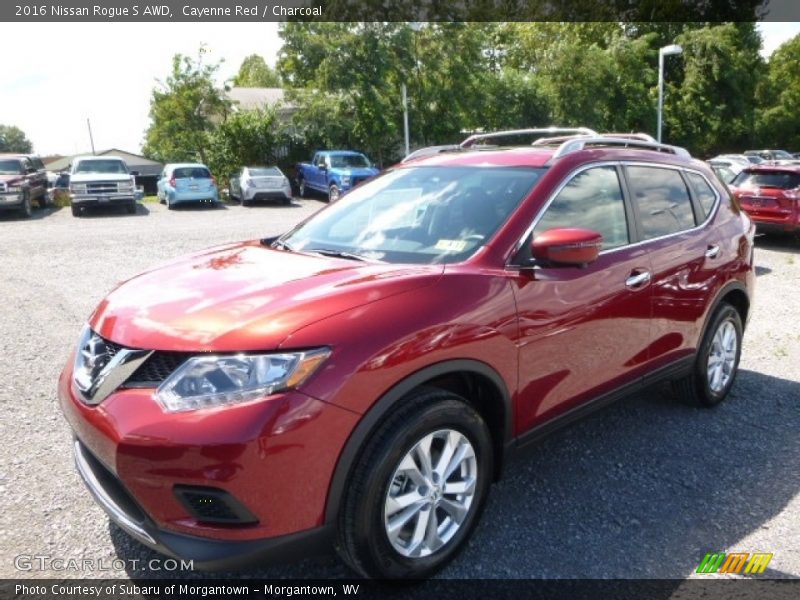 Cayenne Red / Charcoal 2016 Nissan Rogue S AWD