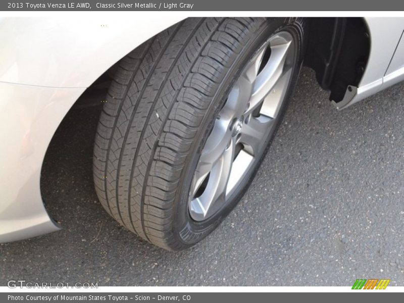 Classic Silver Metallic / Light Gray 2013 Toyota Venza LE AWD