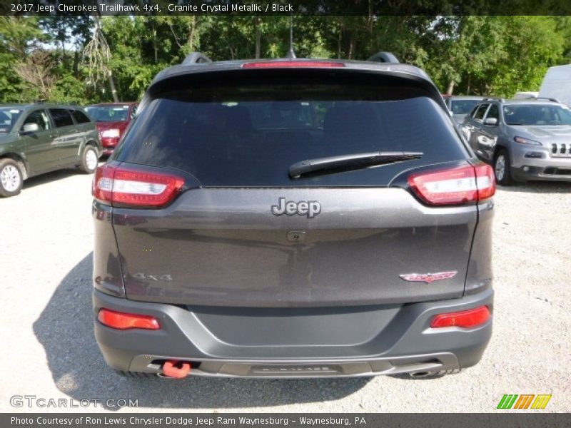 Granite Crystal Metallic / Black 2017 Jeep Cherokee Trailhawk 4x4