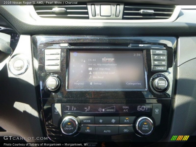 Pearl White / Charcoal 2016 Nissan Rogue SL AWD