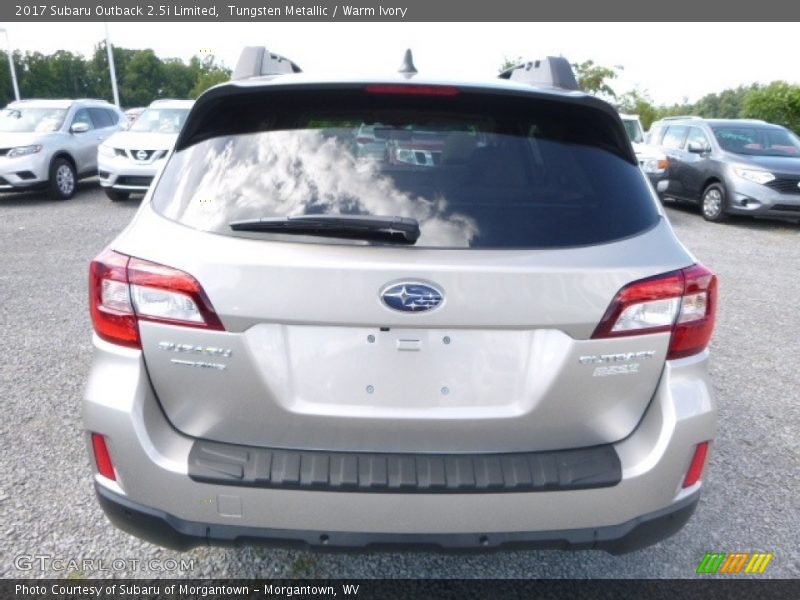 Tungsten Metallic / Warm Ivory 2017 Subaru Outback 2.5i Limited