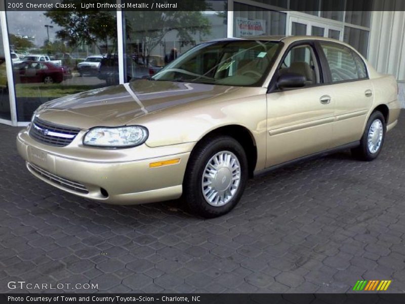 Light Driftwood Metallic / Neutral 2005 Chevrolet Classic