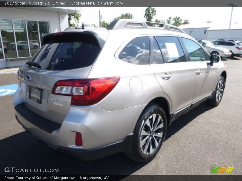 Tungsten Metallic / Warm Ivory 2017 Subaru Outback 2.5i Limited