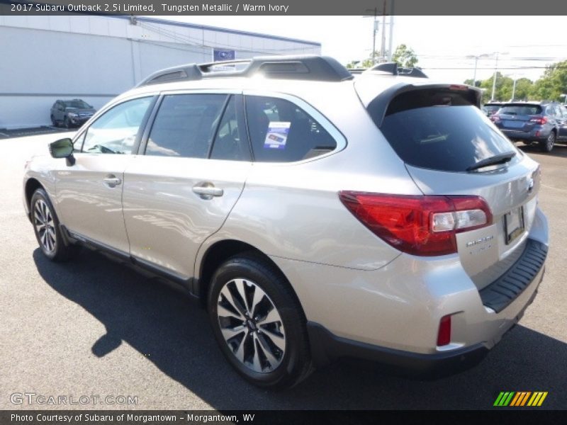 Tungsten Metallic / Warm Ivory 2017 Subaru Outback 2.5i Limited