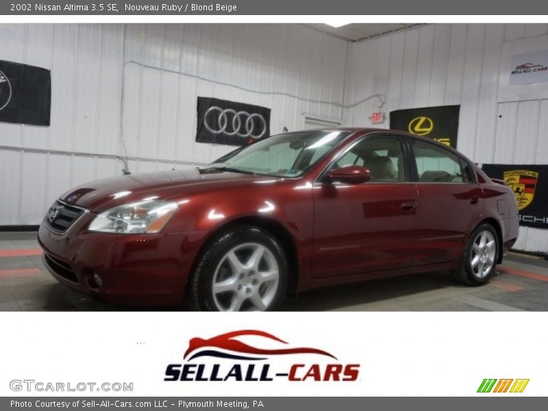 Nouveau Ruby / Blond Beige 2002 Nissan Altima 3.5 SE