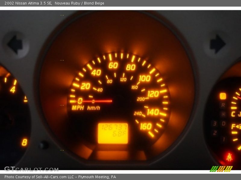 Nouveau Ruby / Blond Beige 2002 Nissan Altima 3.5 SE