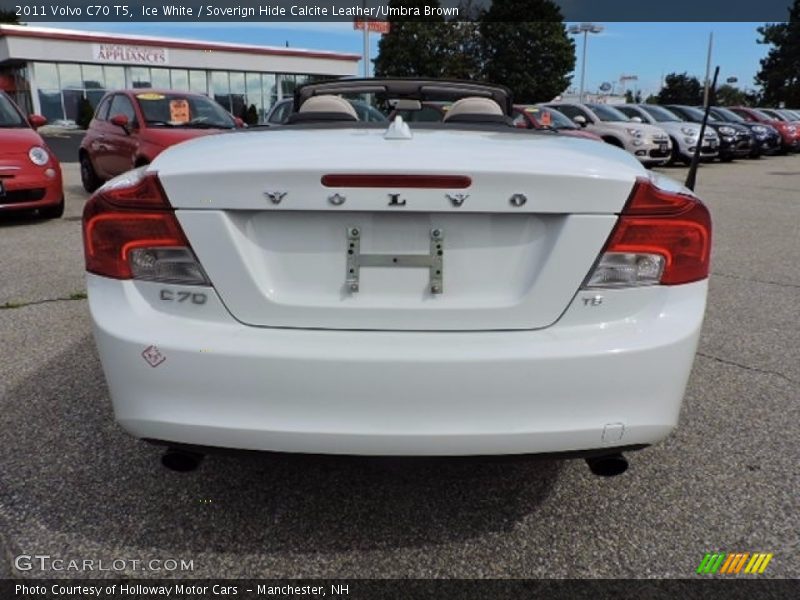 Ice White / Soverign Hide Calcite Leather/Umbra Brown 2011 Volvo C70 T5