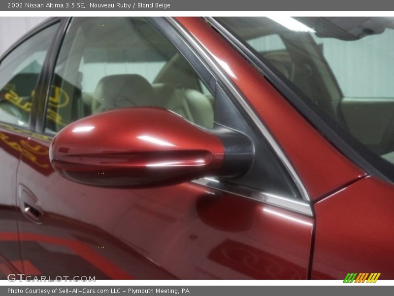 Nouveau Ruby / Blond Beige 2002 Nissan Altima 3.5 SE