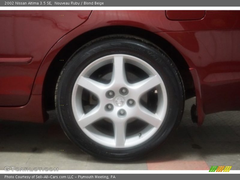 Nouveau Ruby / Blond Beige 2002 Nissan Altima 3.5 SE