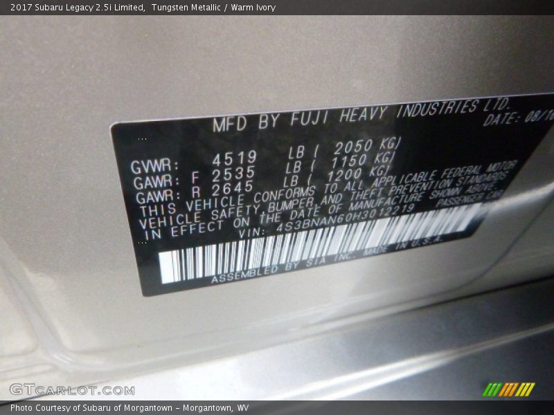 Tungsten Metallic / Warm Ivory 2017 Subaru Legacy 2.5i Limited
