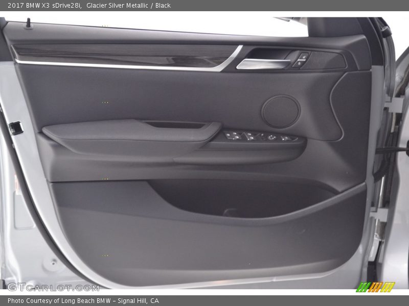 Glacier Silver Metallic / Black 2017 BMW X3 sDrive28i