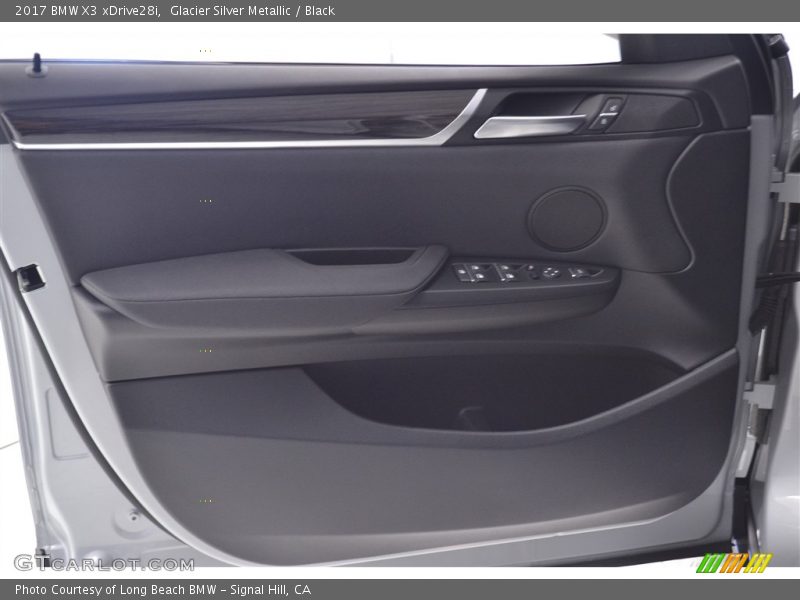 Glacier Silver Metallic / Black 2017 BMW X3 xDrive28i