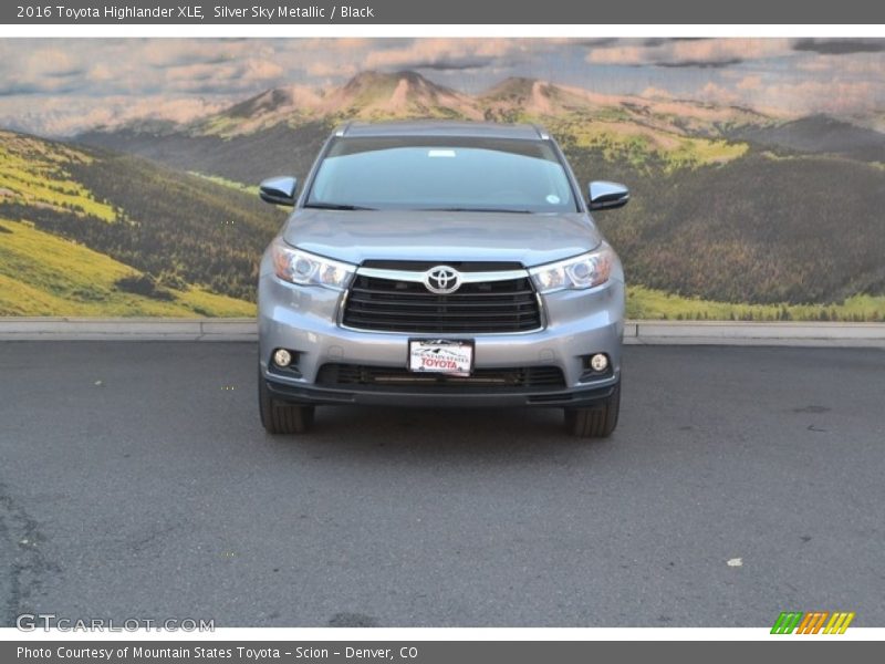 Silver Sky Metallic / Black 2016 Toyota Highlander XLE