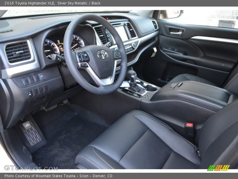 Silver Sky Metallic / Black 2016 Toyota Highlander XLE