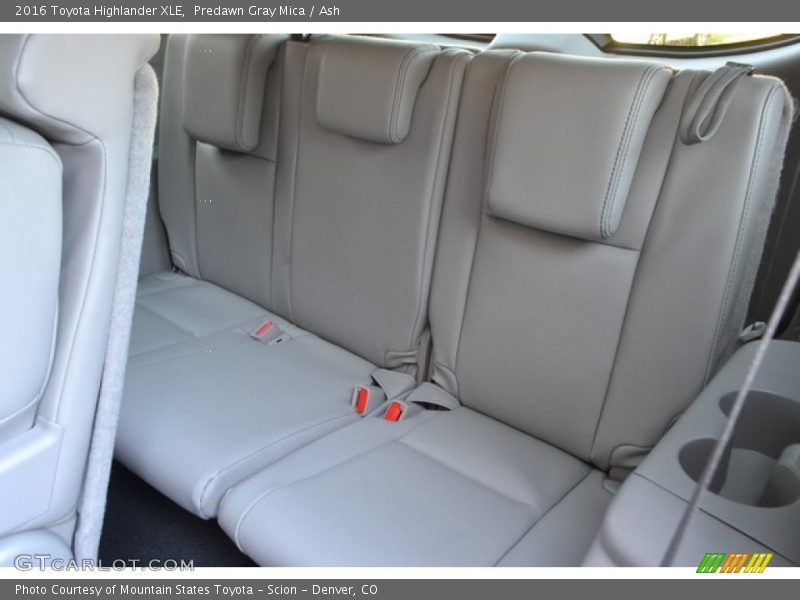 Predawn Gray Mica / Ash 2016 Toyota Highlander XLE