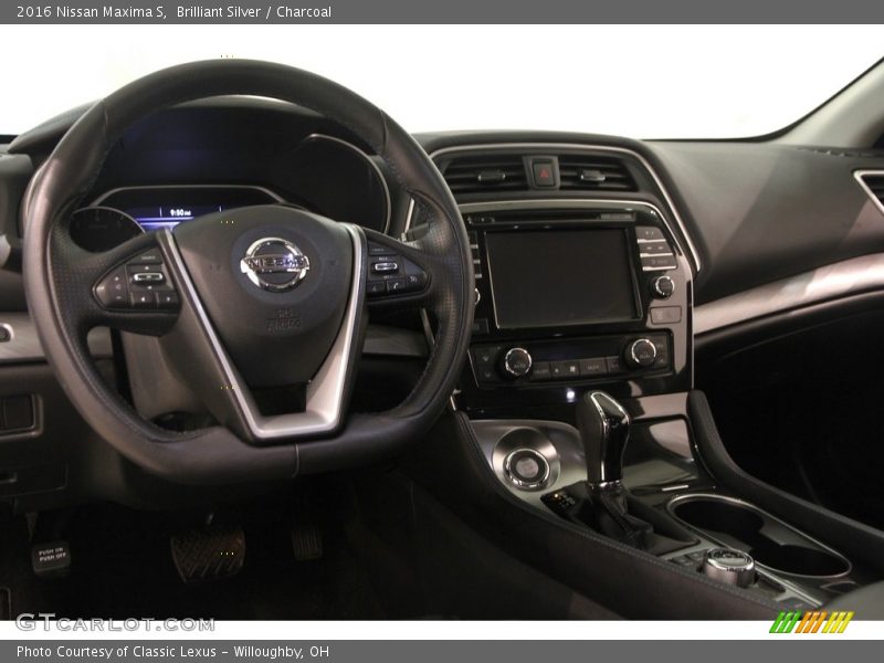 Brilliant Silver / Charcoal 2016 Nissan Maxima S