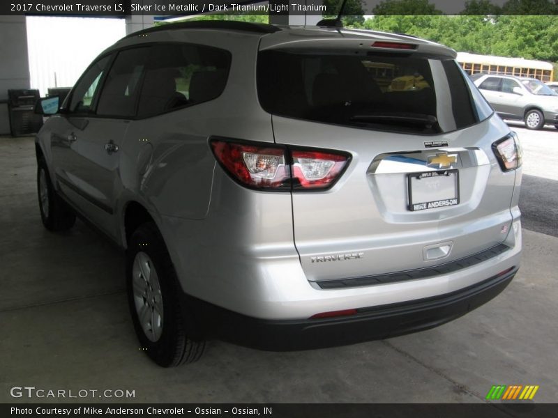 Silver Ice Metallic / Dark Titanium/Light Titanium 2017 Chevrolet Traverse LS