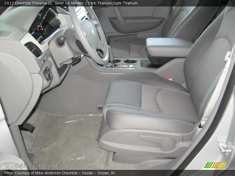 Silver Ice Metallic / Dark Titanium/Light Titanium 2017 Chevrolet Traverse LS