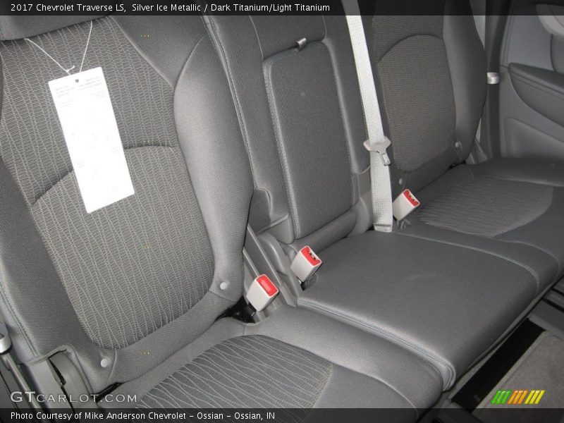 Silver Ice Metallic / Dark Titanium/Light Titanium 2017 Chevrolet Traverse LS