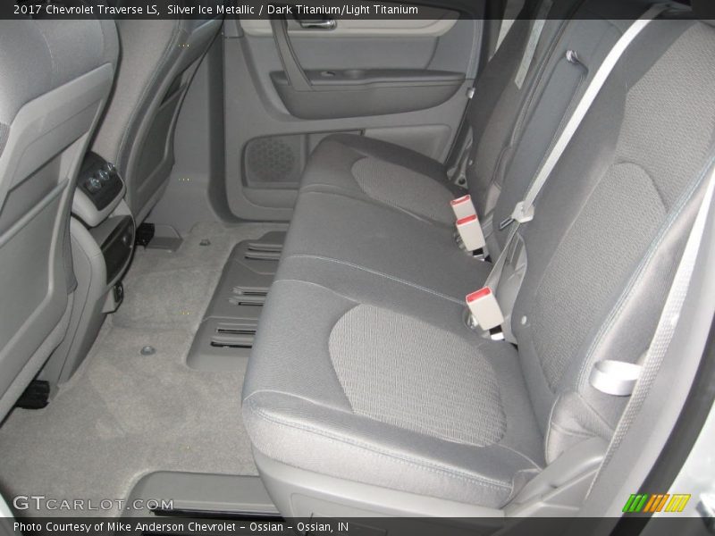 Silver Ice Metallic / Dark Titanium/Light Titanium 2017 Chevrolet Traverse LS