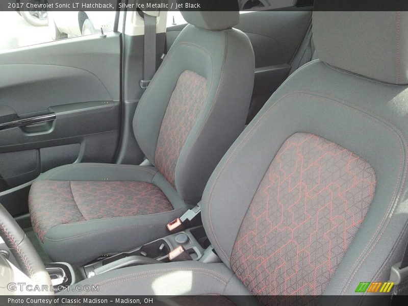 Silver Ice Metallic / Jet Black 2017 Chevrolet Sonic LT Hatchback