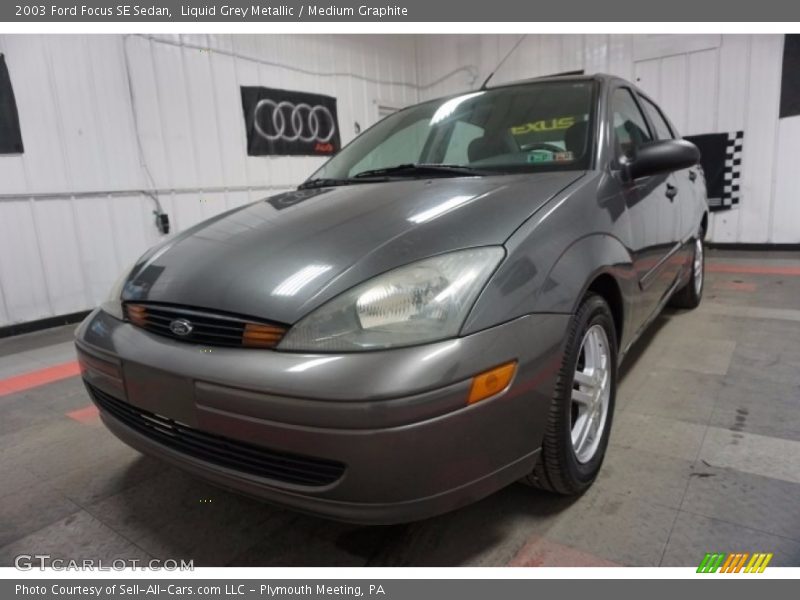 Liquid Grey Metallic / Medium Graphite 2003 Ford Focus SE Sedan